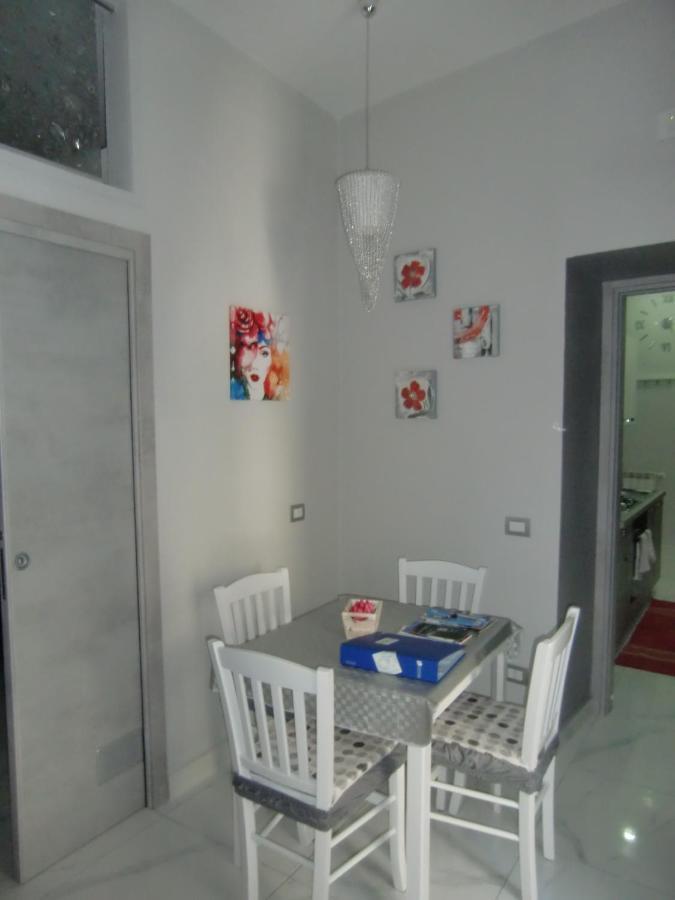 Guesthouse Aaron2 Naples Luaran gambar