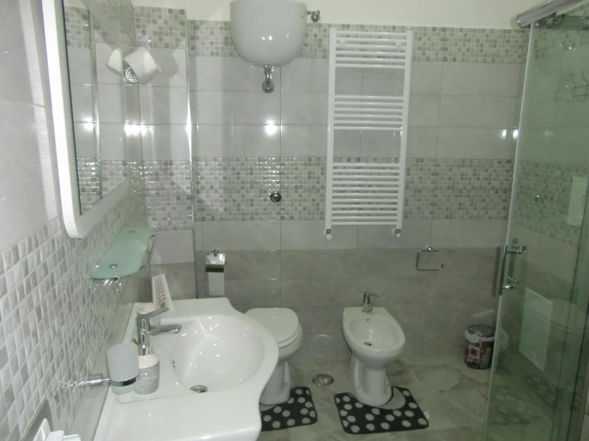 Guesthouse Aaron2 Naples Luaran gambar