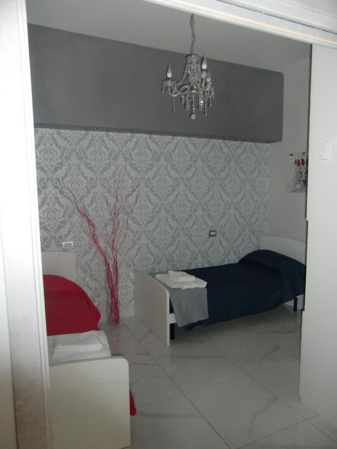 Guesthouse Aaron2 Naples Luaran gambar
